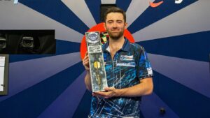 skysports-luke-humphries-darts_6701989.jpg